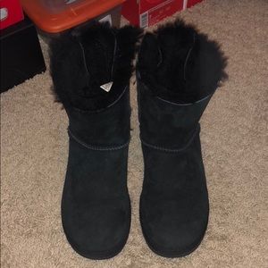 UGG- Bailey Bow 2 Boot